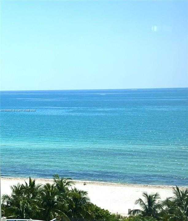 Small Image of 5005 COLLINS AVE #1023, Miami Beach Number 21