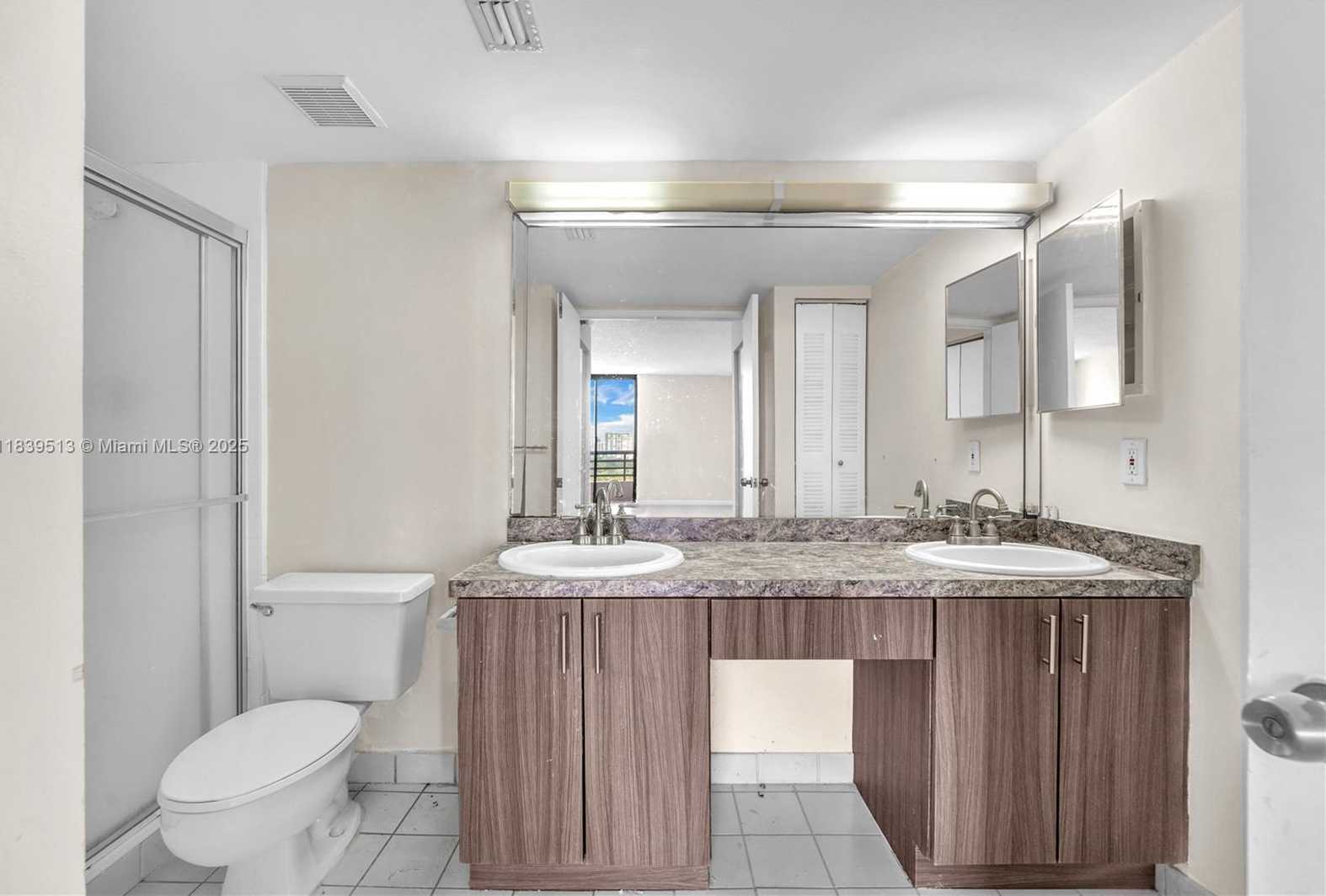 Small Image of 3300 NORTH EAST 191ST ST #1812, Aventura Number 14