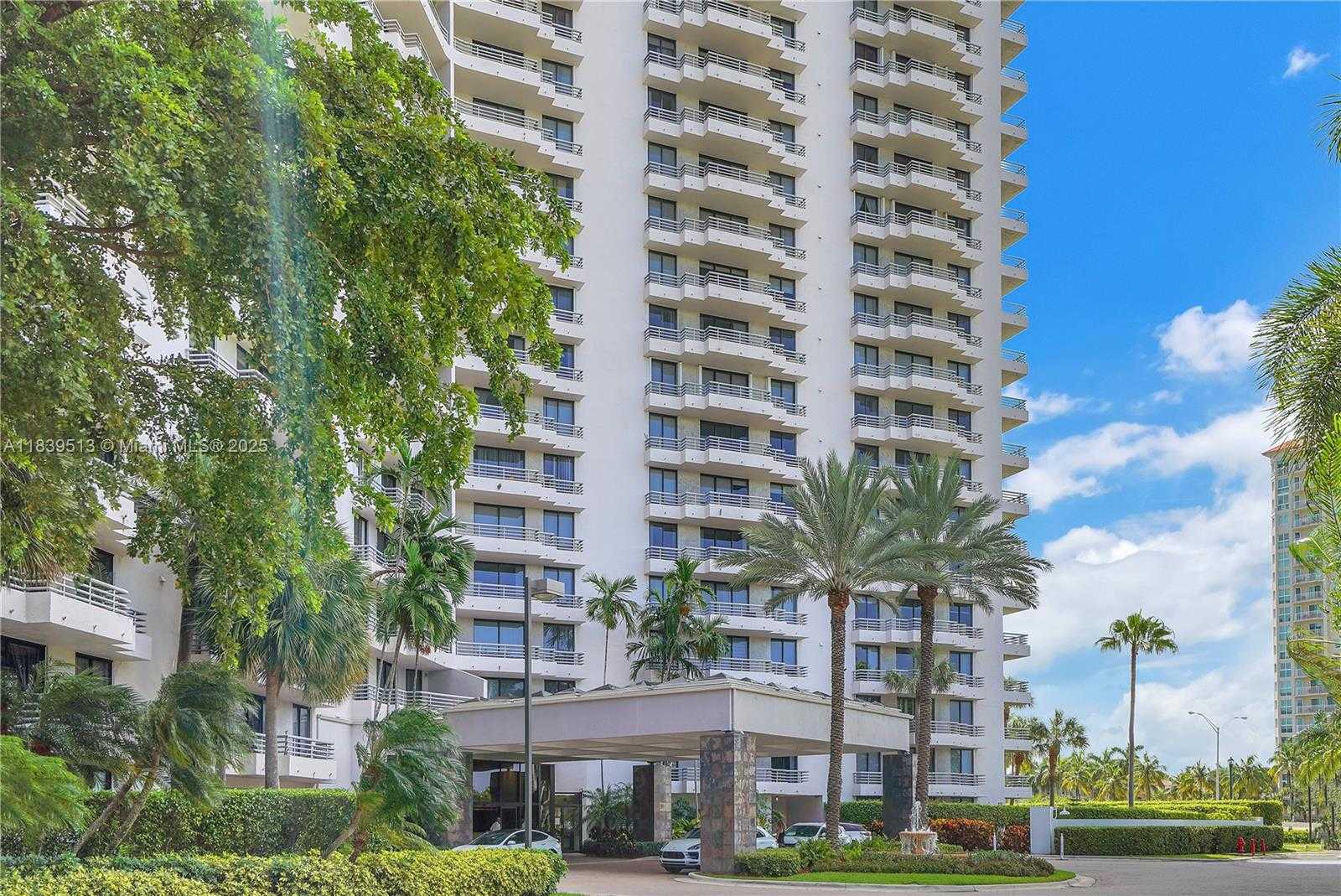Small Image of 3300 NORTH EAST 191ST ST #1812, Aventura Number 22