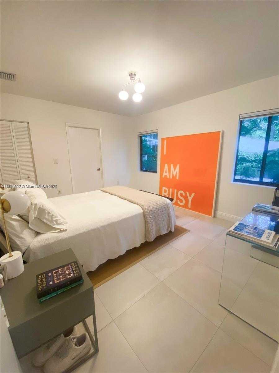Small Image of 360 NORTH EAST 87TH ST #360, El Portal Number 10