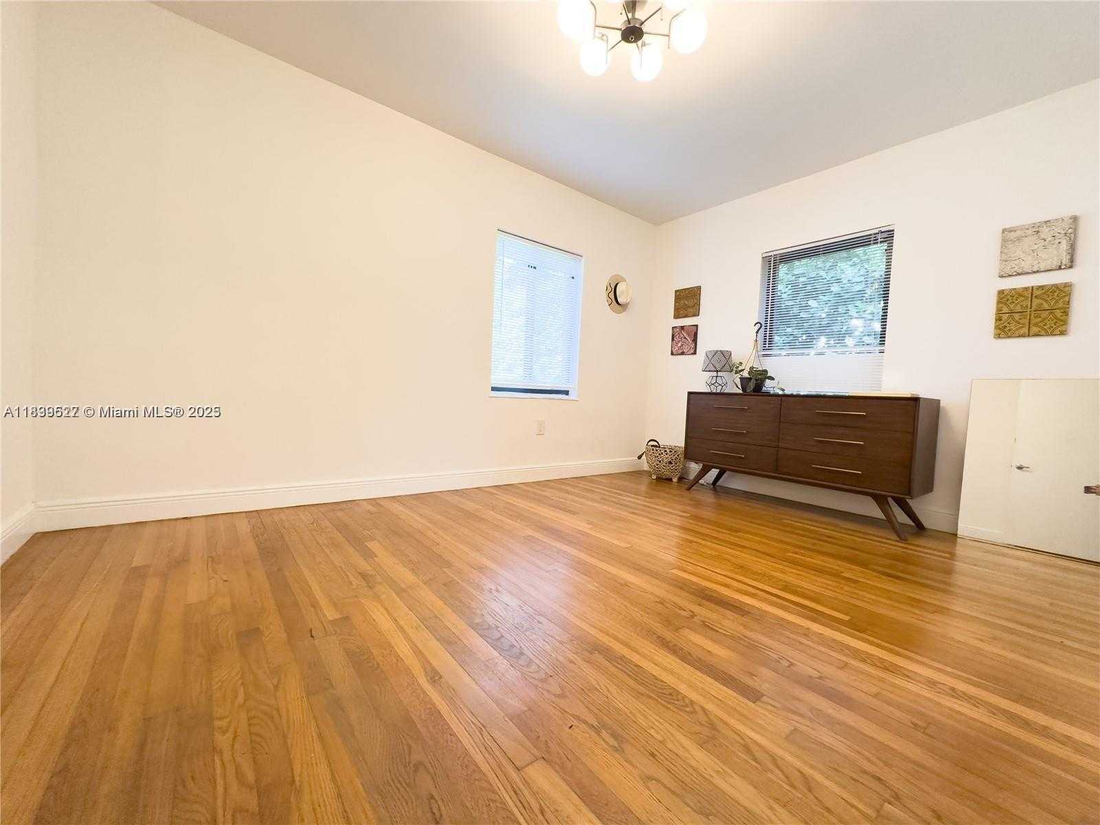 Small Image of 360 NORTH EAST 87TH ST #360, El Portal Number 20