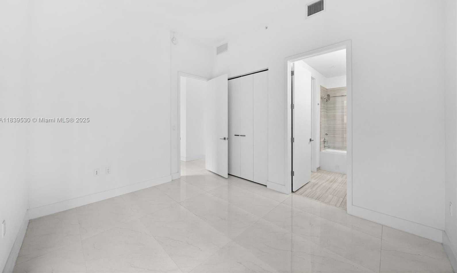 Small Image of 301 ALTARA AVE #205, Coral Gables Number 10