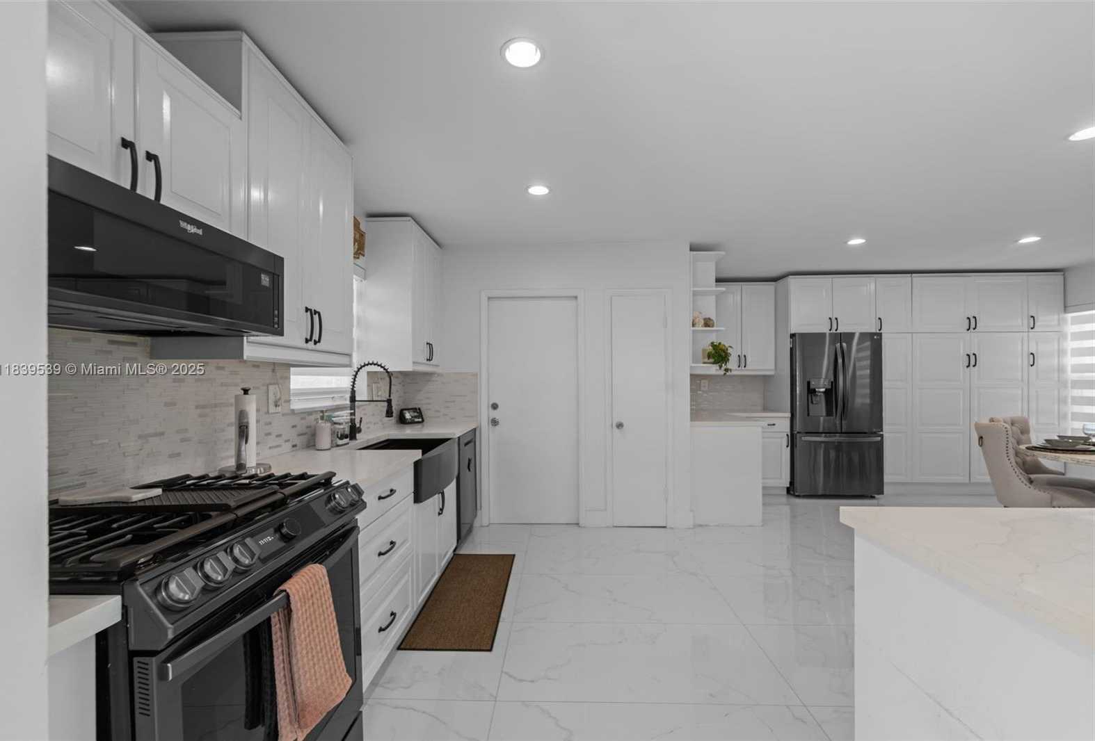 Small Image of 9720 BEL AIRE DR #N/A, Cutler Bay Number 13