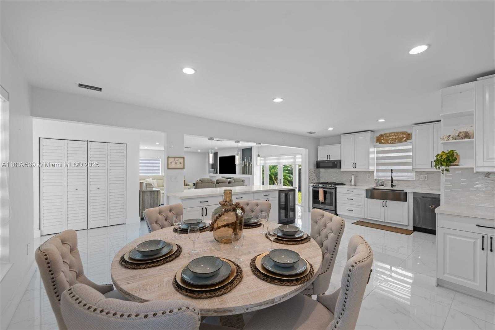 Small Image of 9720 BEL AIRE DR #N/A, Cutler Bay Number 18