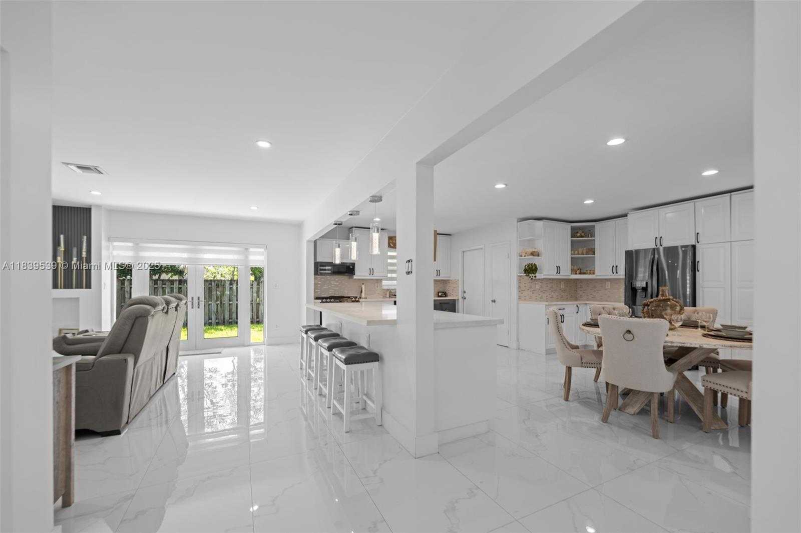Small Image of 9720 BEL AIRE DR #N/A, Cutler Bay Number 4