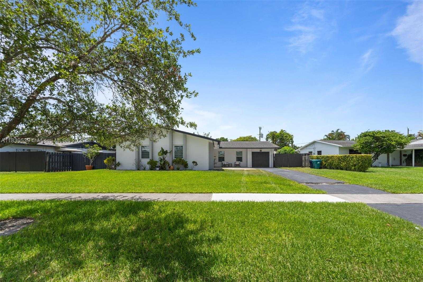 Small Image of 9720 BEL AIRE DR #N/A, Cutler Bay Number 47