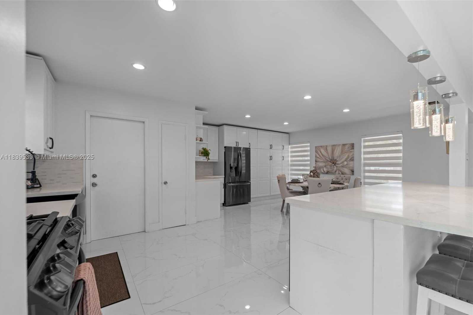 Small Image of 9720 BEL AIRE DR #N/A, Cutler Bay Number 9