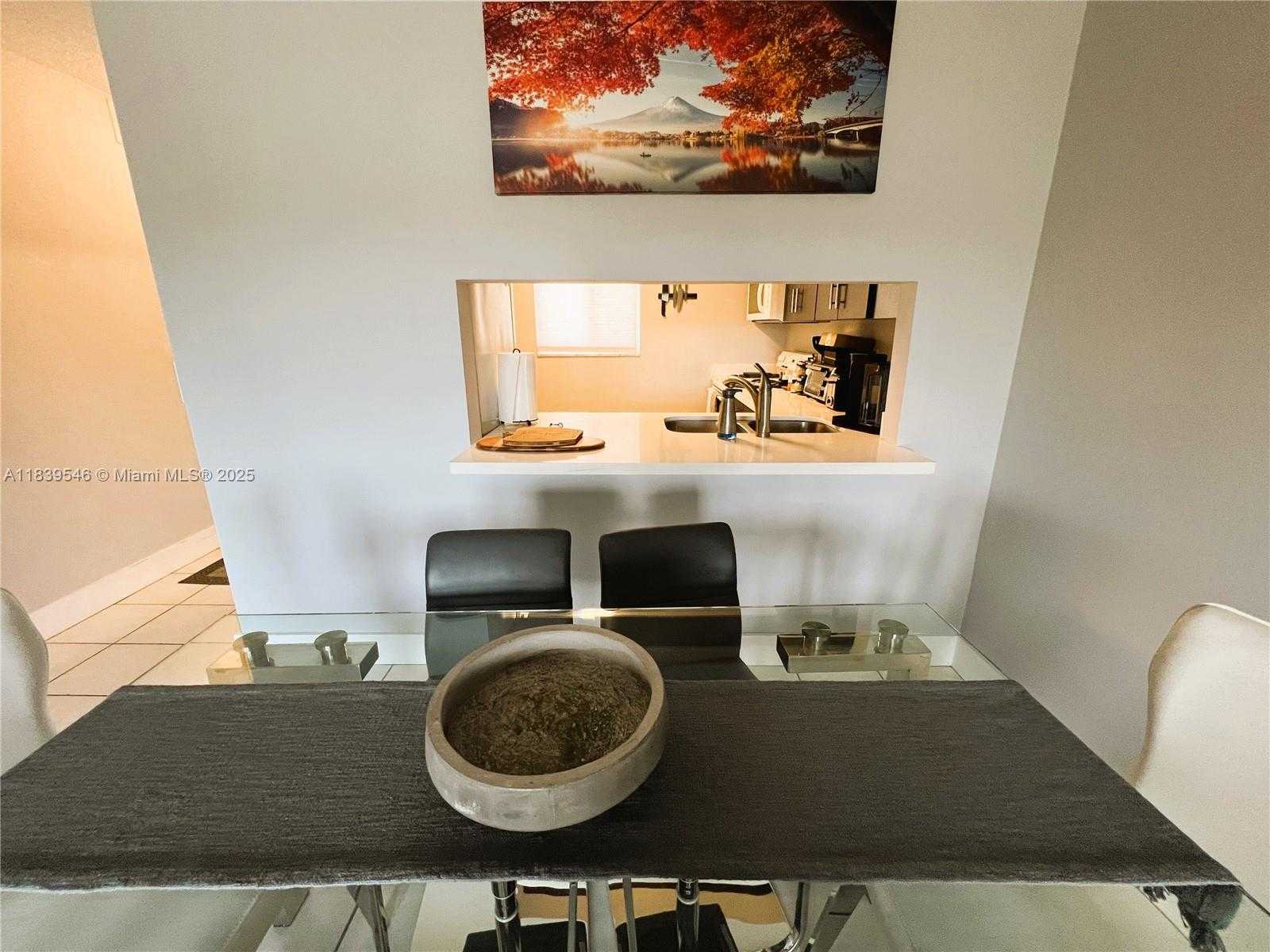 Small Image of 7705 CAMINO REAL #B 402, Miami Number 11