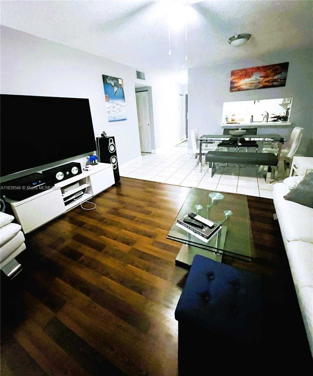 Small Image of 7705 CAMINO REAL #B 402, Miami Number 9
