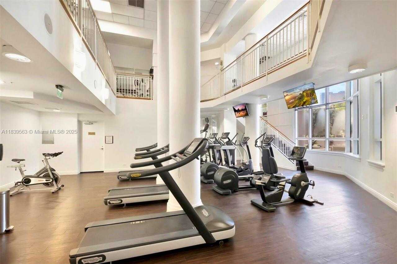 Small Image of 701 BRICKELL KEY BLVD #1111, Miami Number 14
