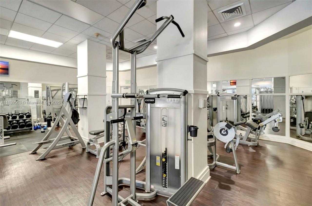 Small Image of 701 BRICKELL KEY BLVD #1111, Miami Number 15
