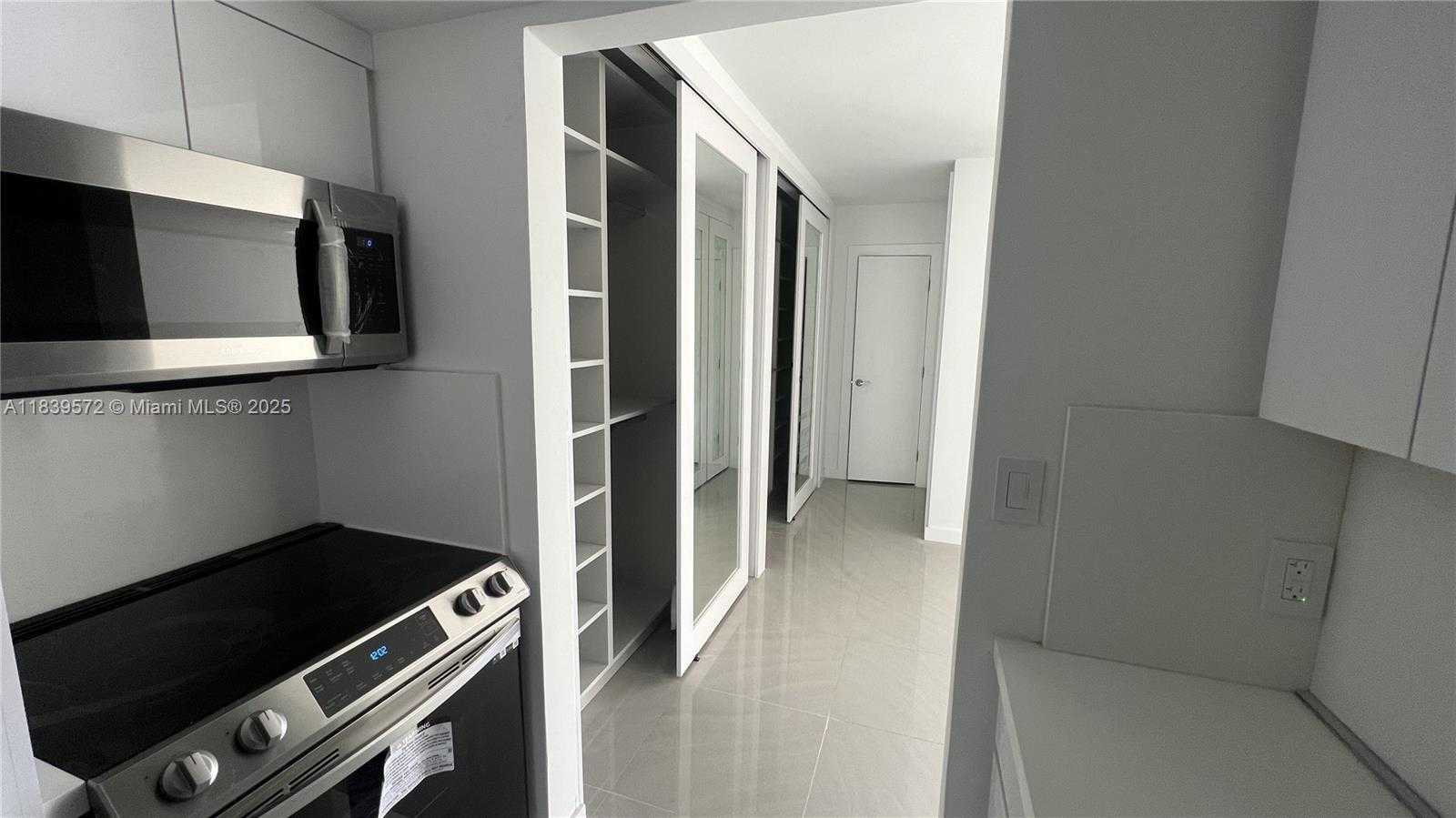 Small Image of 800 WEST AVE #832, Miami Beach Number 10