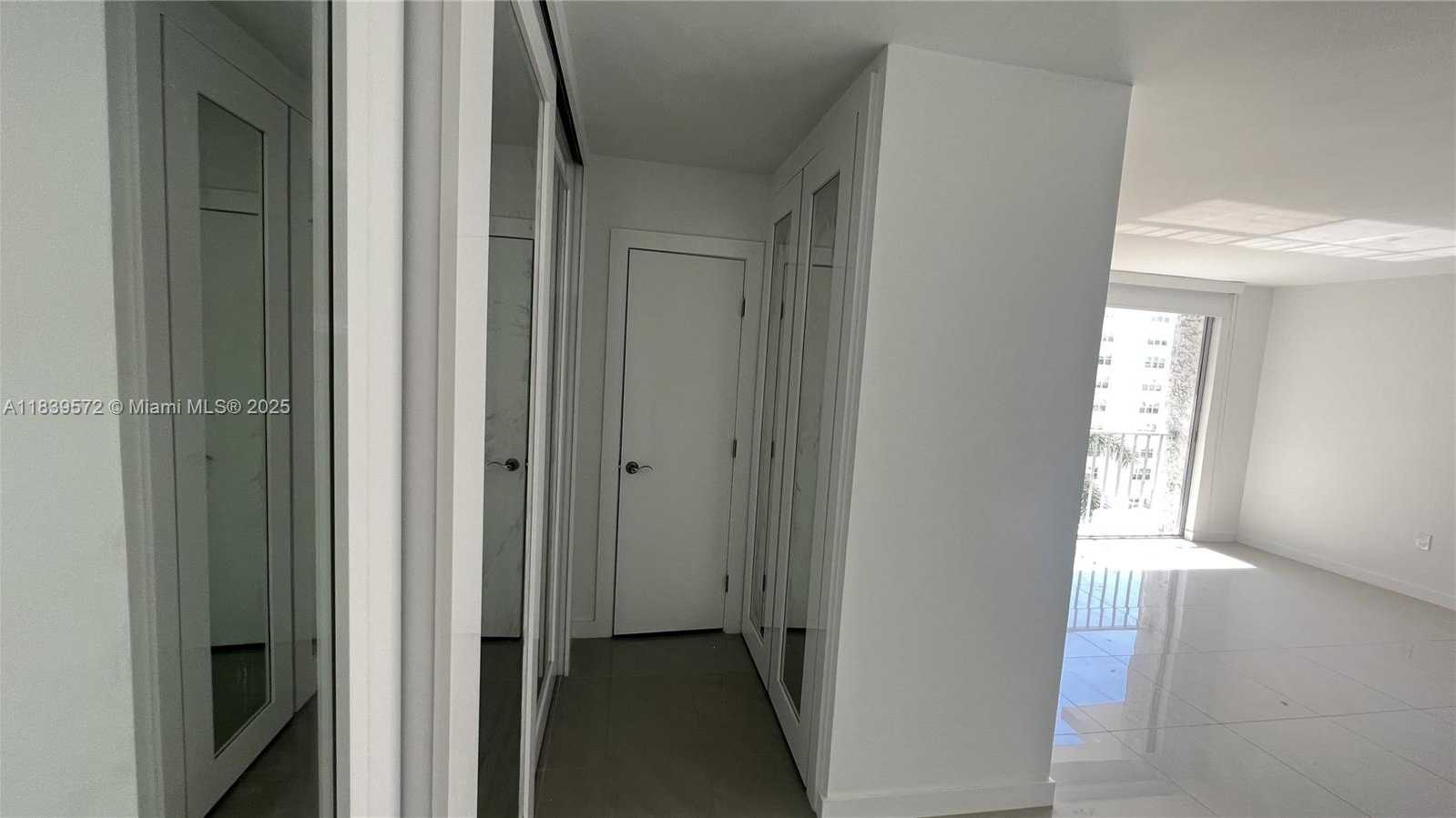 Small Image of 800 WEST AVE #832, Miami Beach Number 13