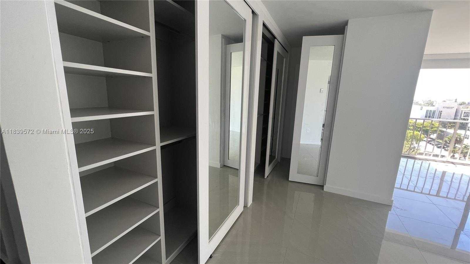 Small Image of 800 WEST AVE #832, Miami Beach Number 16