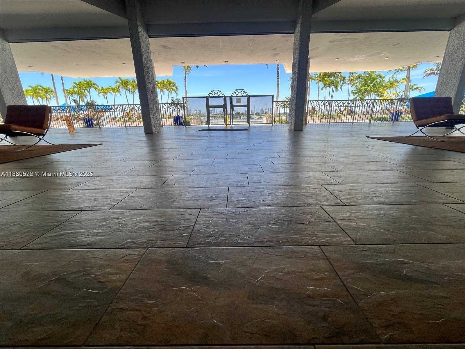 Small Image of 800 WEST AVE #832, Miami Beach Number 2