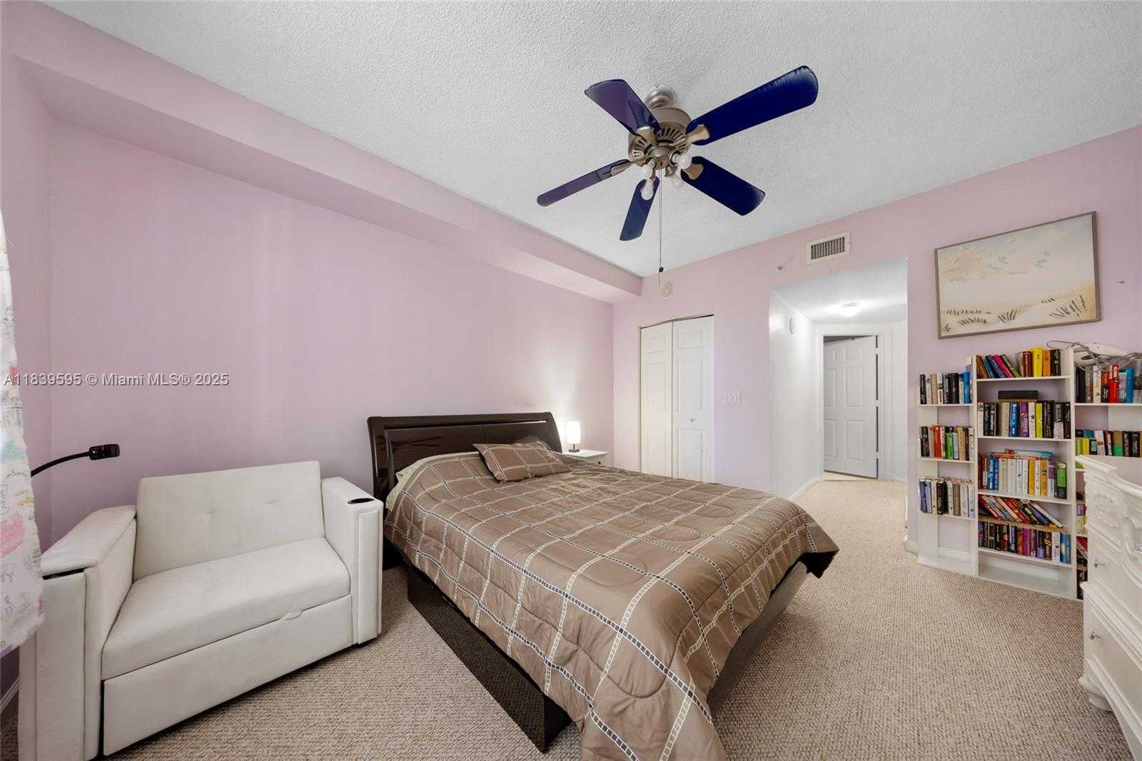 Small Image of 17150 NORTH BAY RD #2113, Sunny Isles Beach Number 12