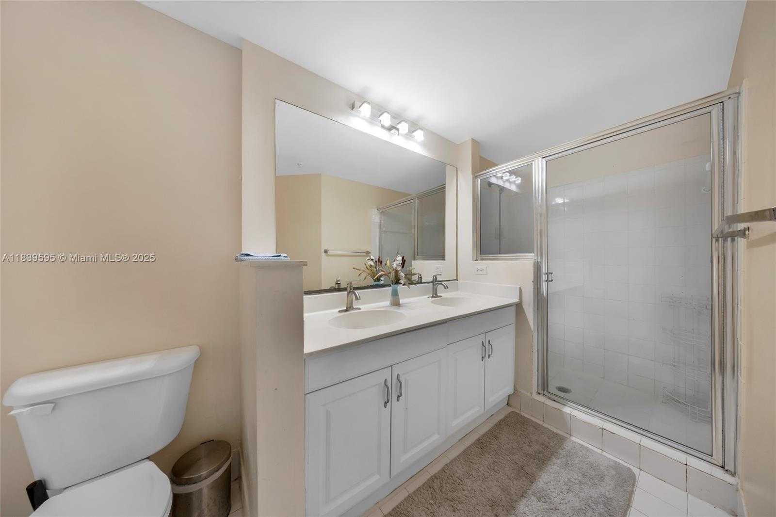 Small Image of 17150 NORTH BAY RD #2113, Sunny Isles Beach Number 13