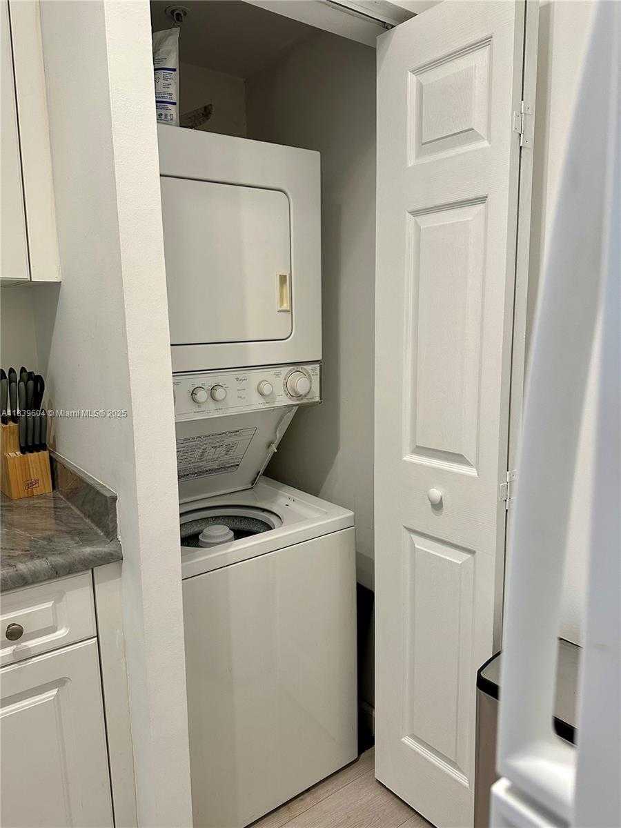 Small Image of 17100 NORTH BAY RD #1209, Sunny Isles Beach Number 17