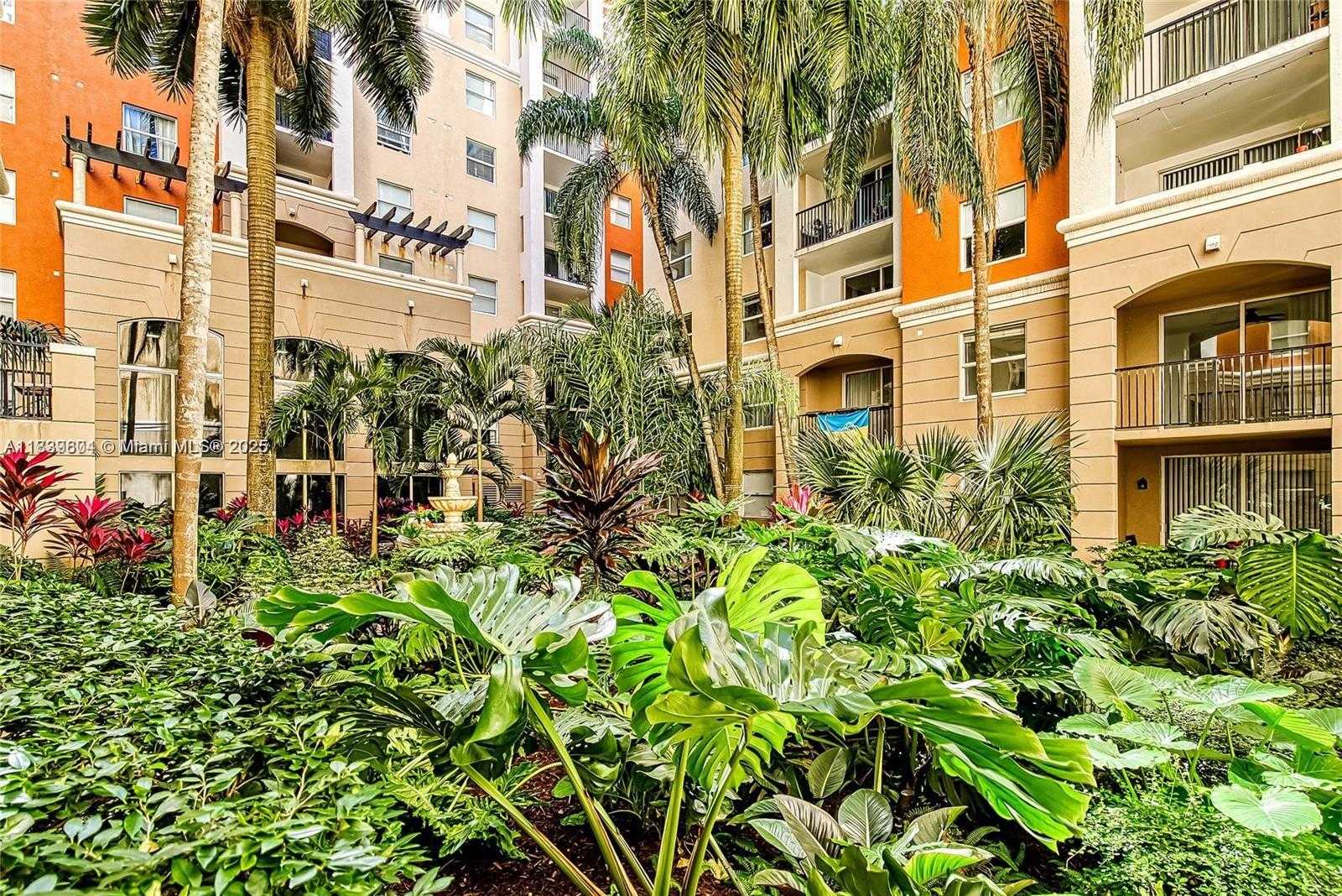 Small Image of 17100 NORTH BAY RD #1209, Sunny Isles Beach Number 3