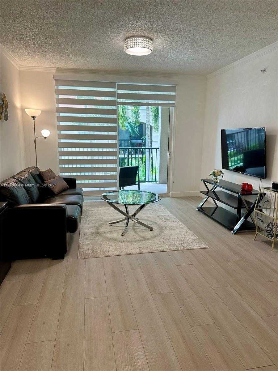 Small Image of 17100 NORTH BAY RD #1209, Sunny Isles Beach Number 4