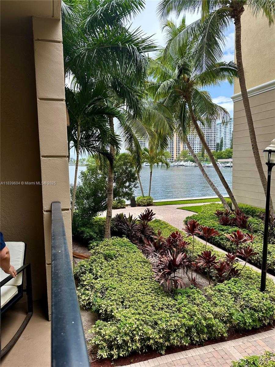 Small Image of 17100 NORTH BAY RD #1209, Sunny Isles Beach Number 8