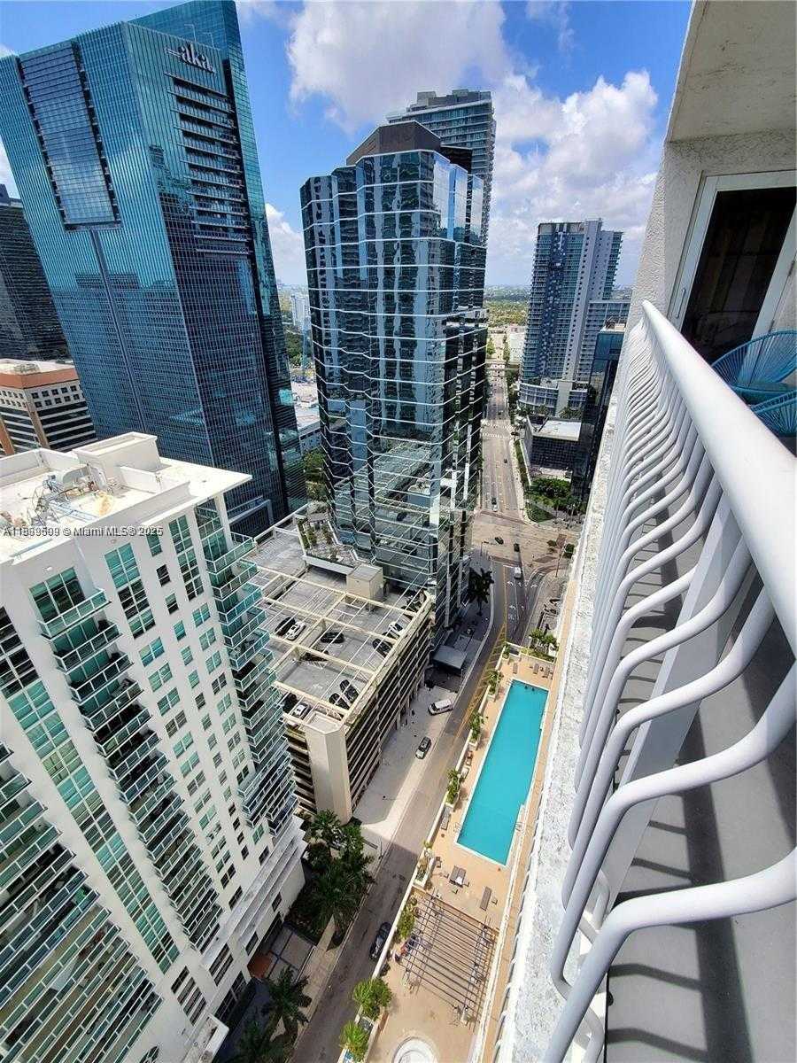 Small Image of 1200 BRICKELL BAY DR #3309, Miami Number 12