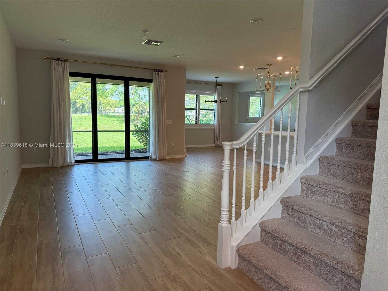 Small Image of 8112 NORTH WEST 78TH ST #8112, Tamarac Number 10