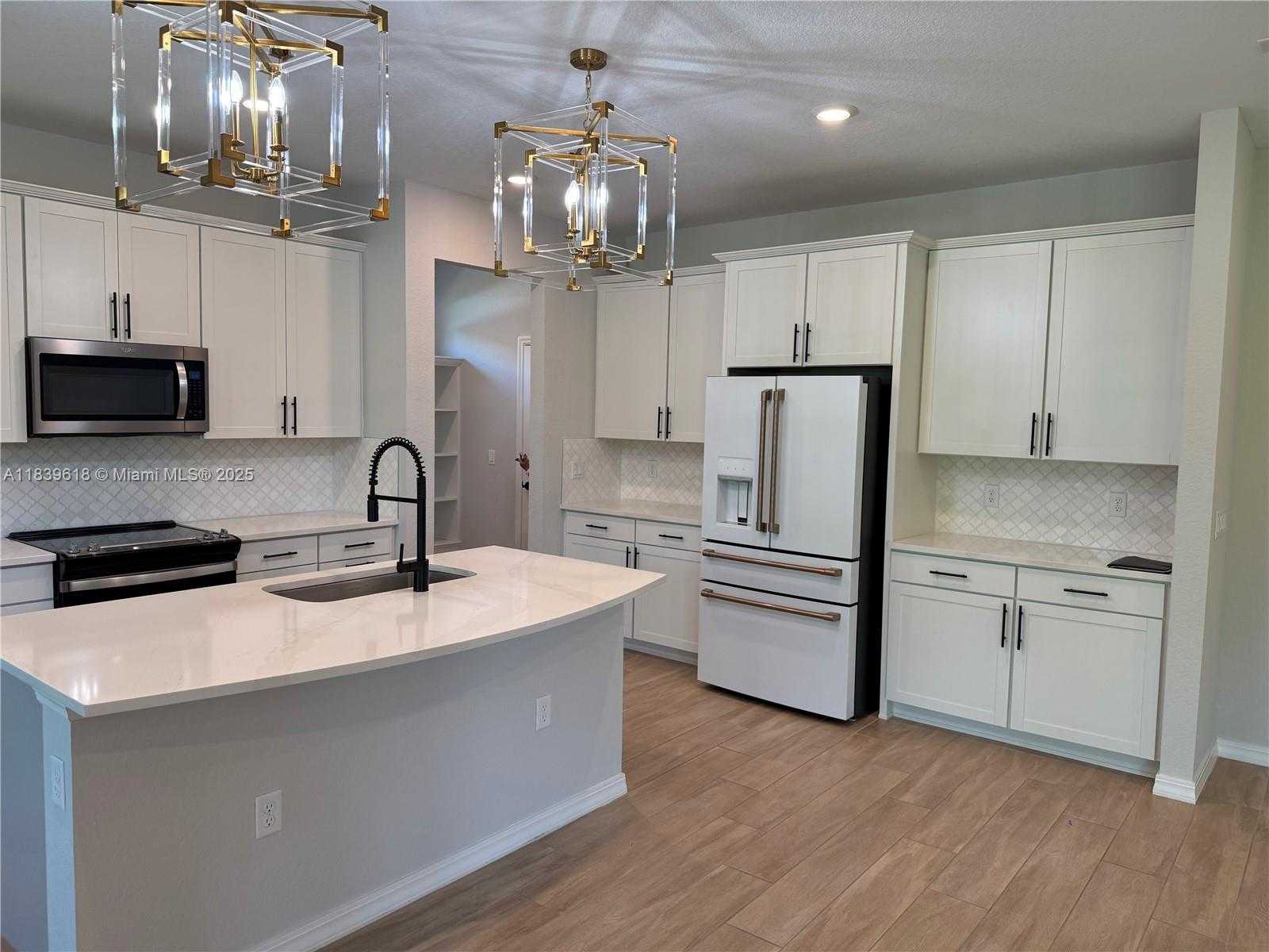 Small Image of 8112 NORTH WEST 78TH ST #8112, Tamarac Number 14