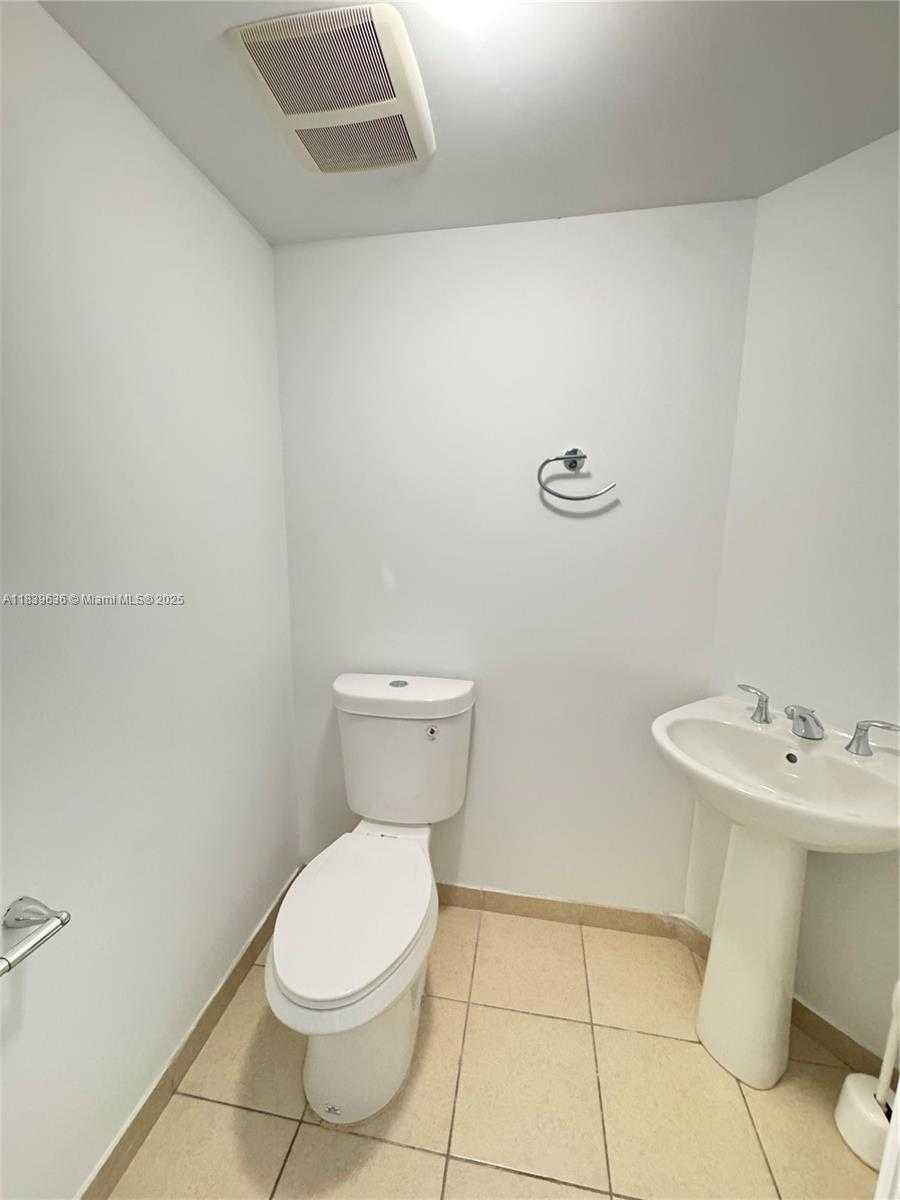 Small Image of 16699 COLLINS AVE #1801, Sunny Isles Beach Number 7