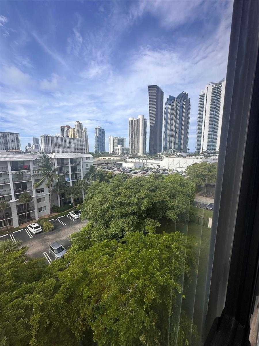 Small Image of 17021 NORTH BAY RD #710, Sunny Isles Beach Number 16