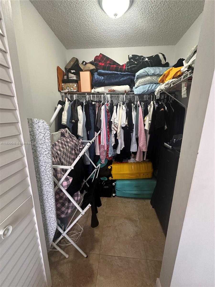 Small Image of 17021 NORTH BAY RD #710, Sunny Isles Beach Number 18