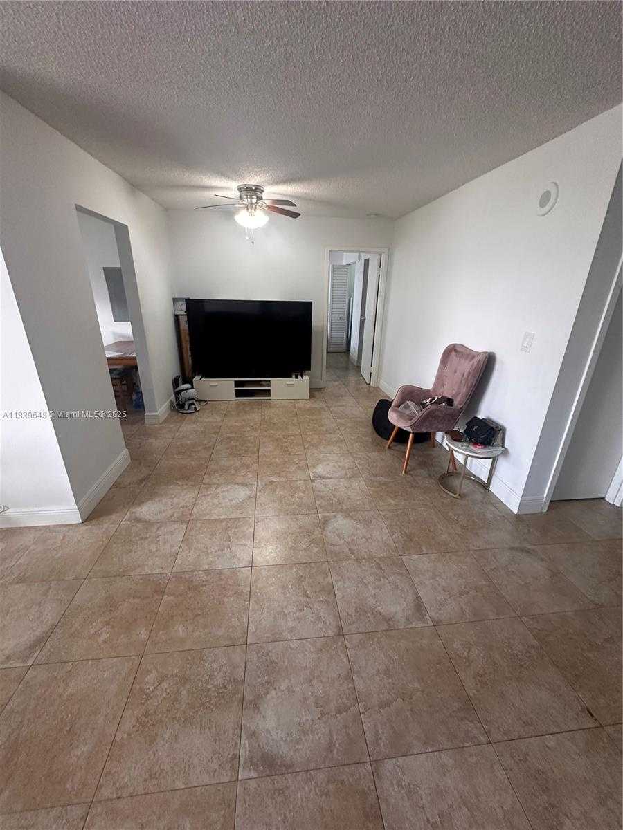 Small Image of 17021 NORTH BAY RD #710, Sunny Isles Beach Number 8