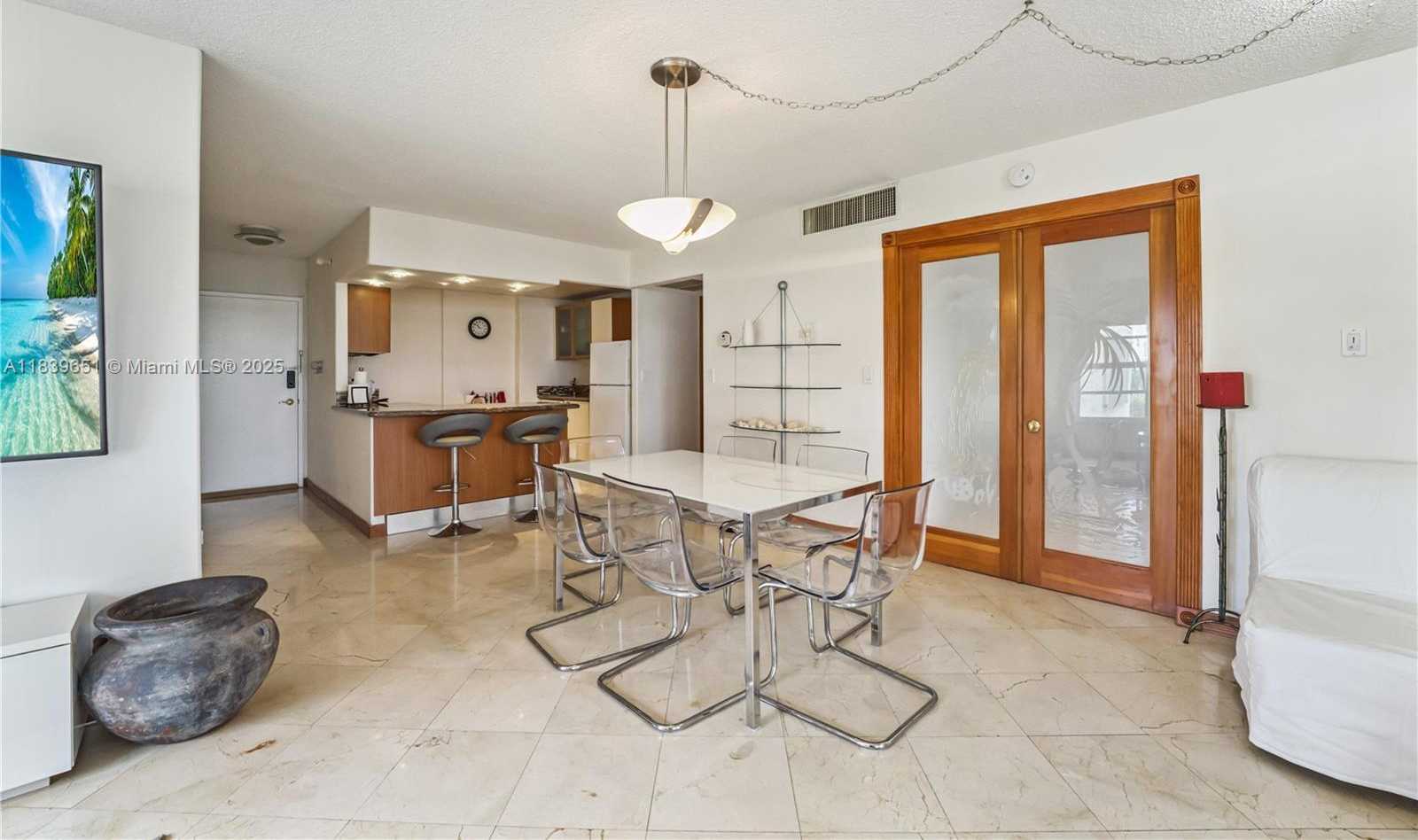 Small Image of 11111 BISCAYNE BLVD #4H, Miami Number 5