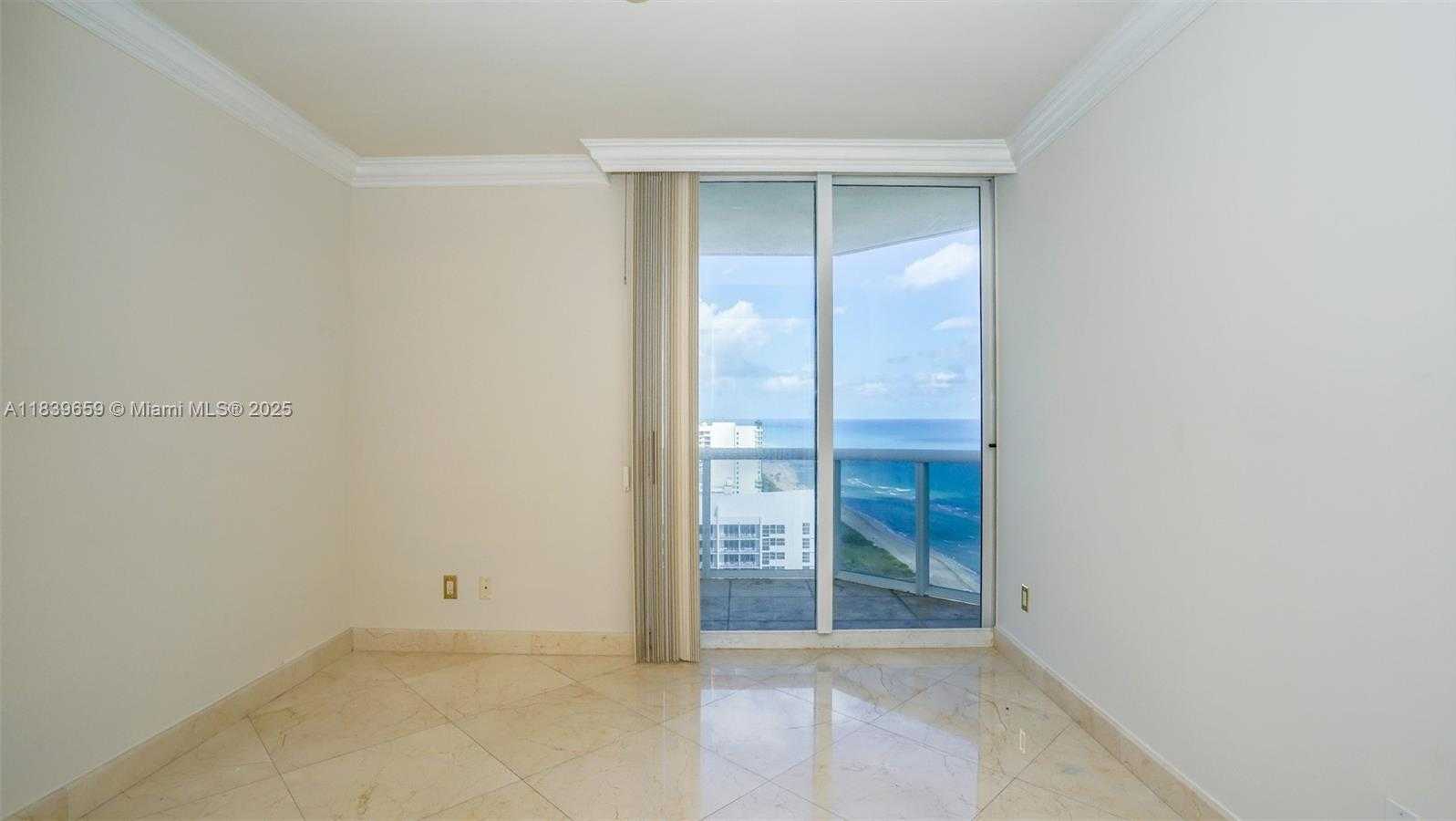 Small Image of 4779 COLLINS AVE #2901, Miami Beach Number 19