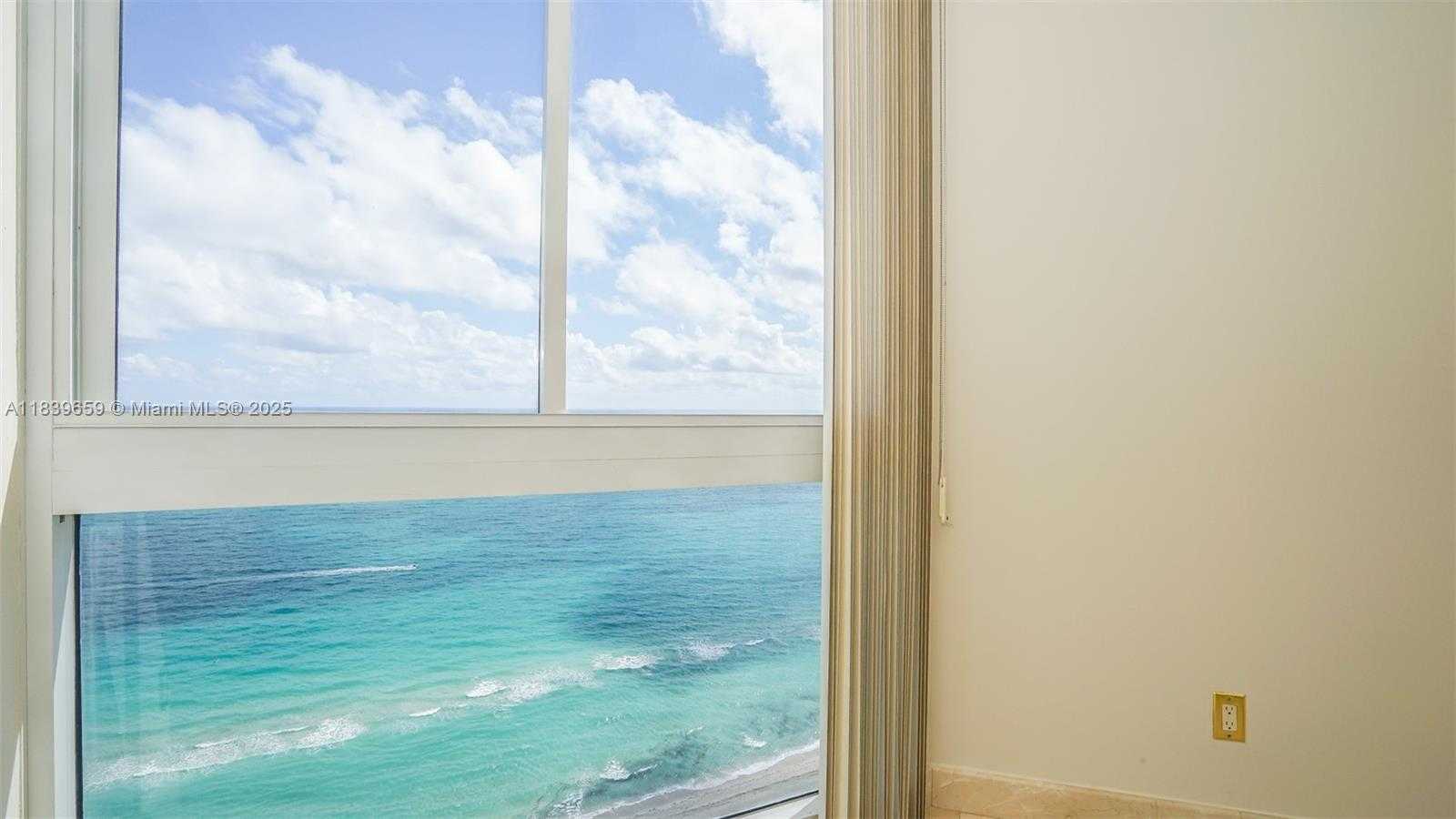 Small Image of 4779 COLLINS AVE #2901, Miami Beach Number 28