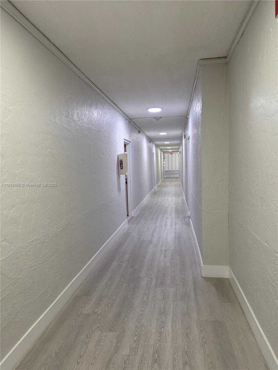 Small Image of 200 177TH DR #407, Sunny Isles Beach Number 17