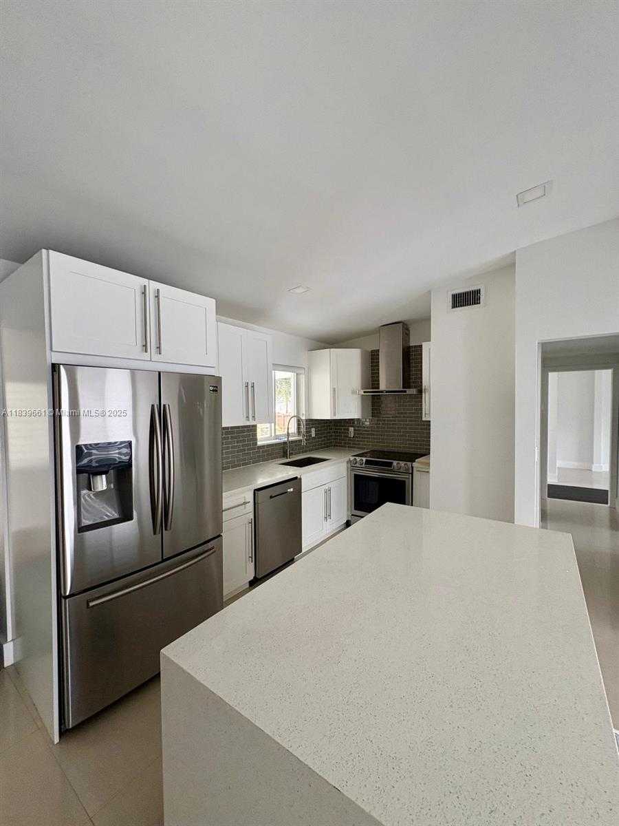 Small Image of 3421 NORTH WEST 177TH TER #1, Miami Gardens Number 6