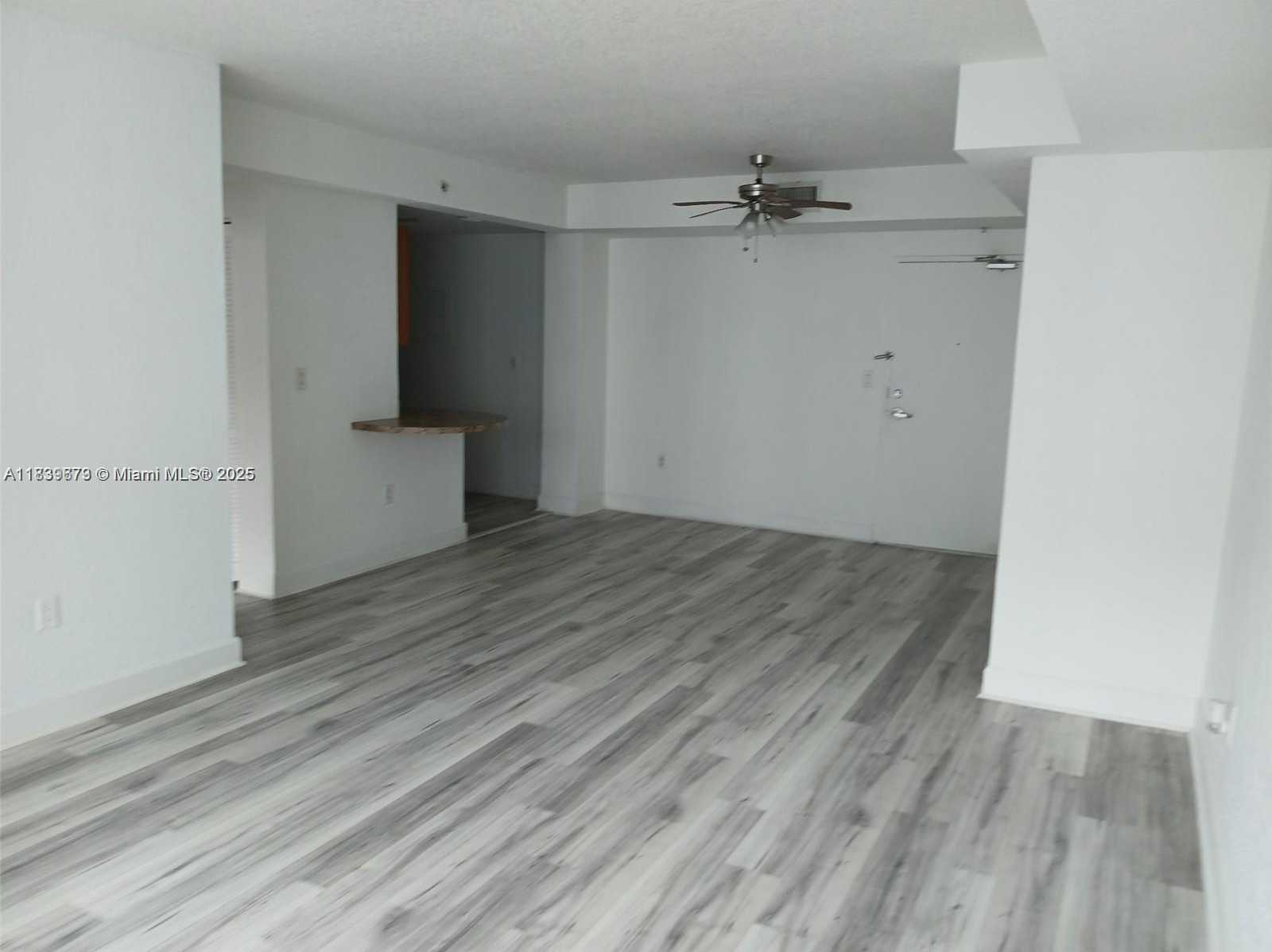 Small Image of 7501 EAST TREASURE DR #6T, North Bay Village Number 14