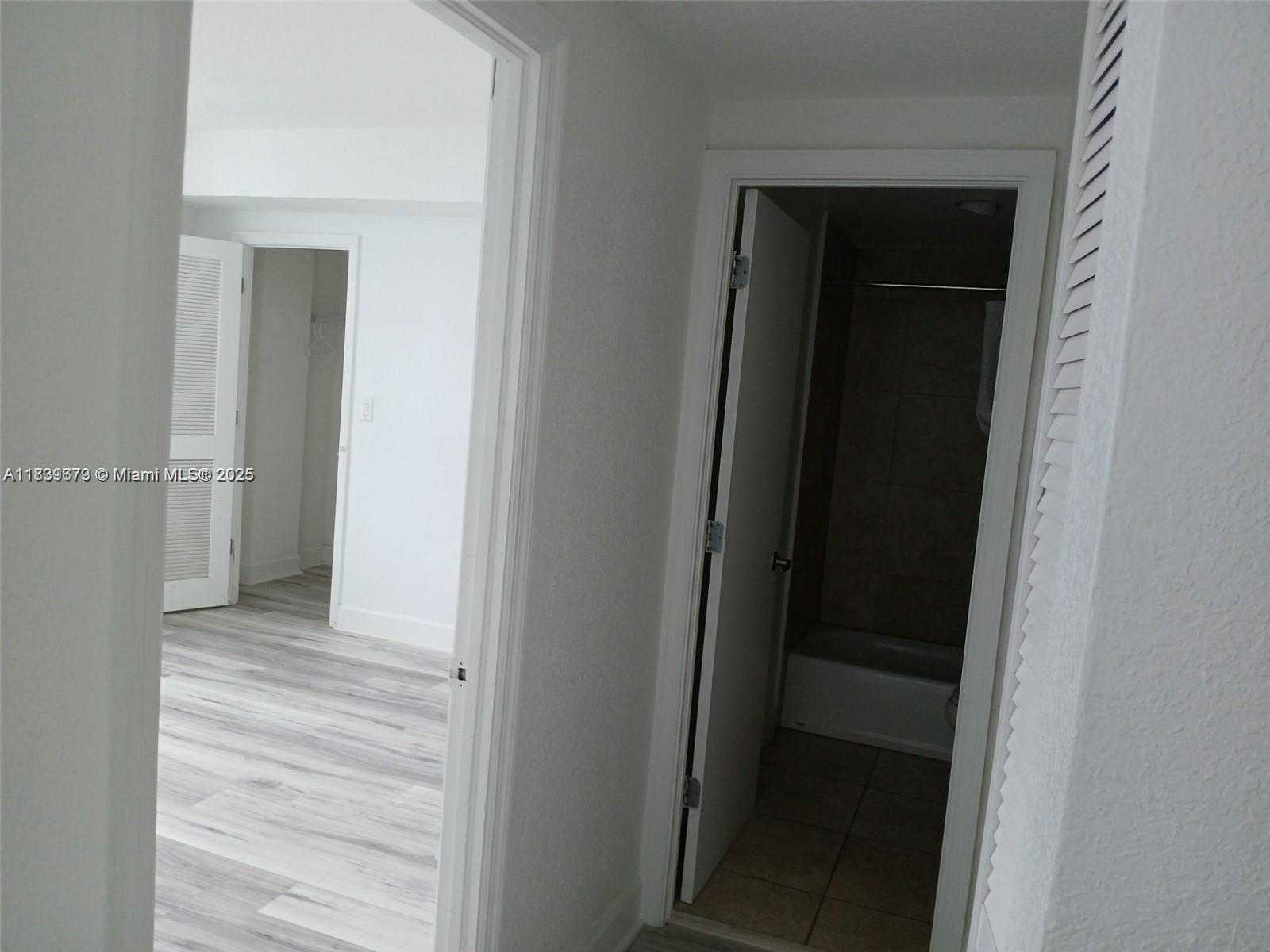 Small Image of 7501 EAST TREASURE DR #6T, North Bay Village Number 15