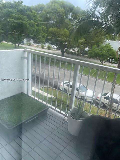 Small Image of 2020 NORTH EAST 135TH ST #302, North Miami Number 16