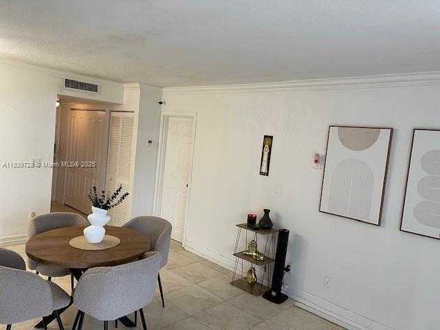 Small Image of 2020 NORTH EAST 135TH ST #302, North Miami Number 5