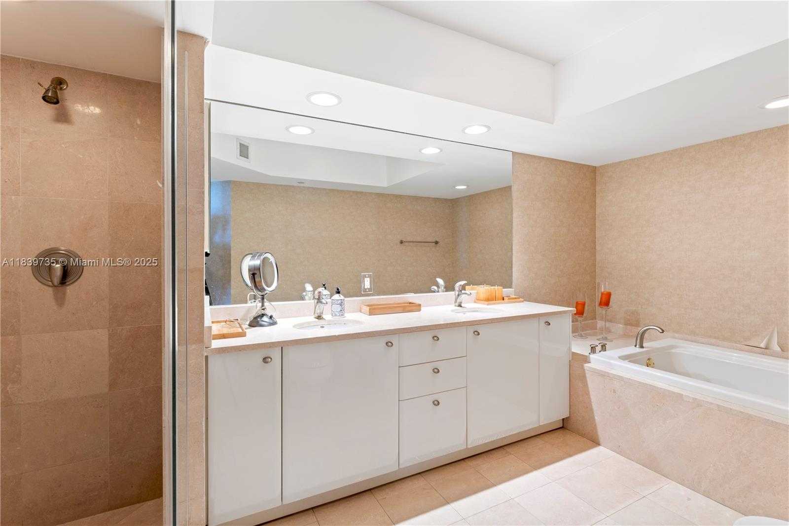 Small Image of 16500 COLLINS AVE #653, Sunny Isles Beach Number 15