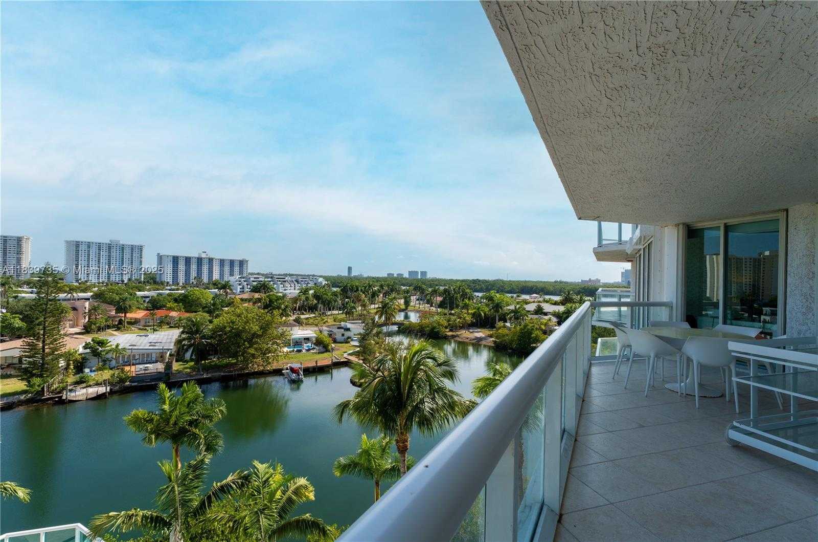 Small Image of 16500 COLLINS AVE #653, Sunny Isles Beach Number 23