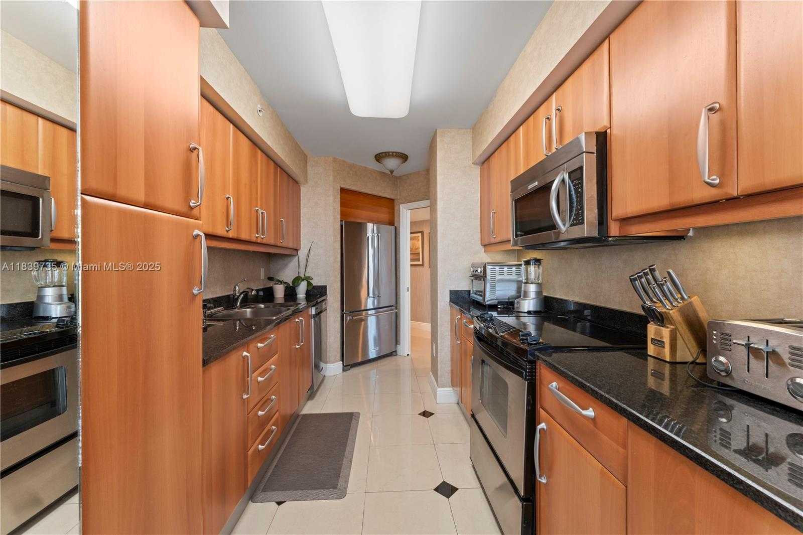 Small Image of 16500 COLLINS AVE #653, Sunny Isles Beach Number 9