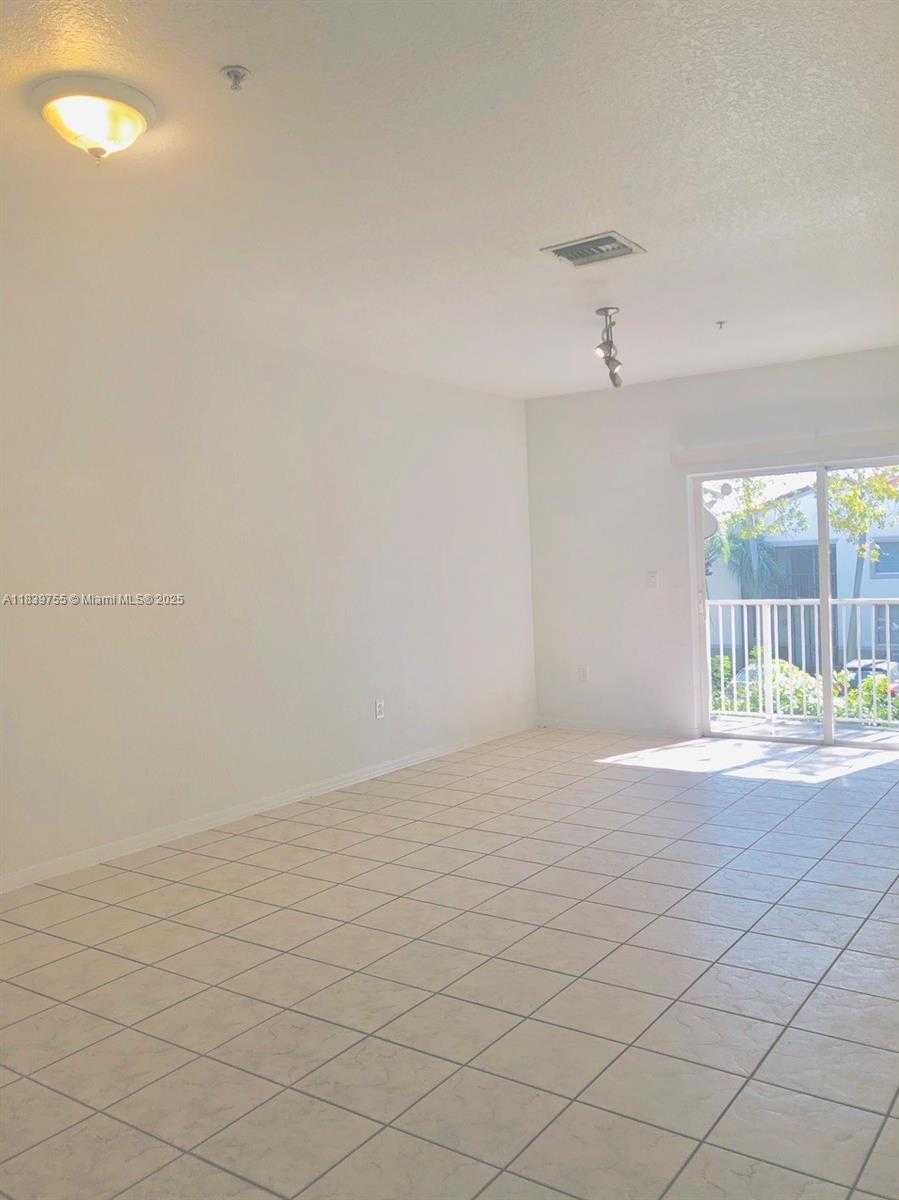 Small Image of 5670 NORTH WEST 116TH AVE #205, Doral Number 22