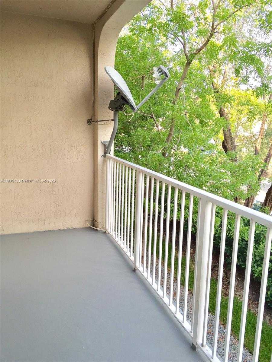 Small Image of 5670 NORTH WEST 116TH AVE #205, Doral Number 28