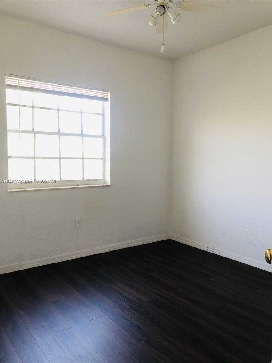 Small Image of 5670 NORTH WEST 116TH AVE #205, Doral Number 6