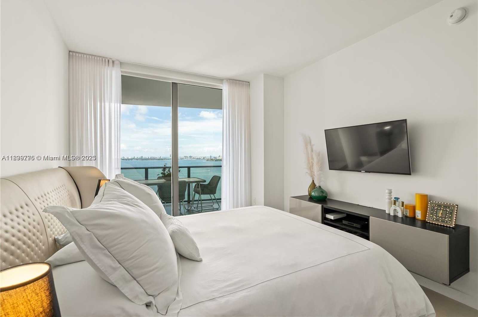 Small Image of 460 NORTH EAST 28TH ST #2502, Miami Number 13