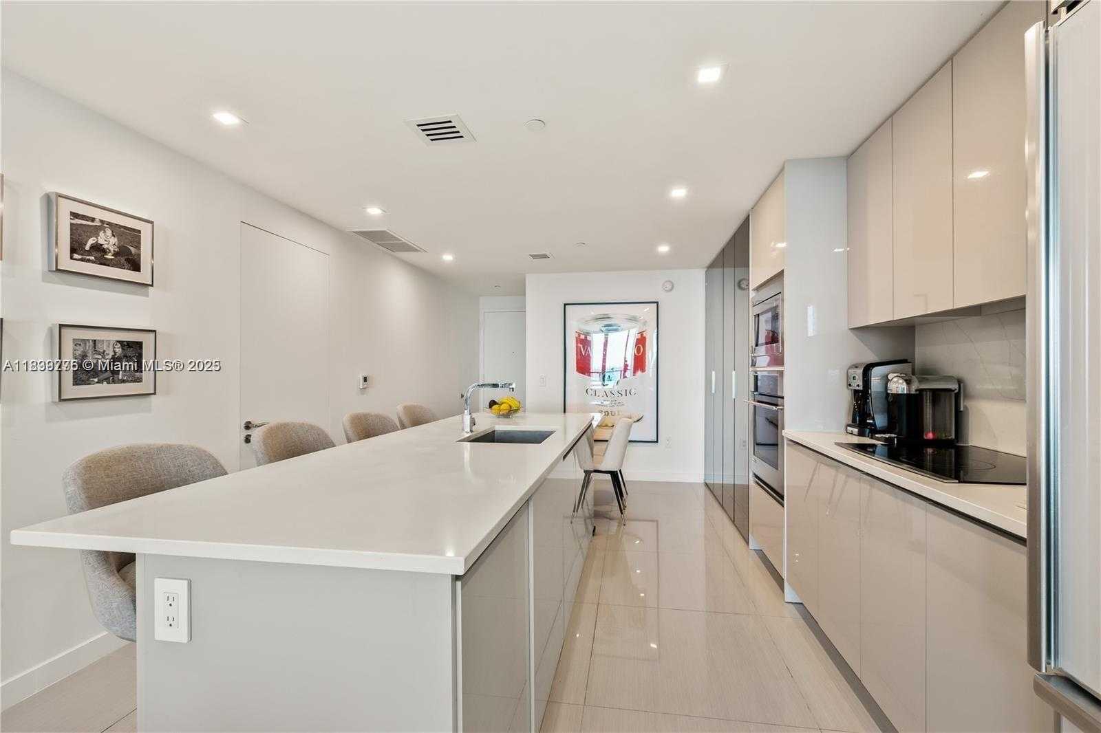 Small Image of 460 NORTH EAST 28TH ST #2502, Miami Number 6