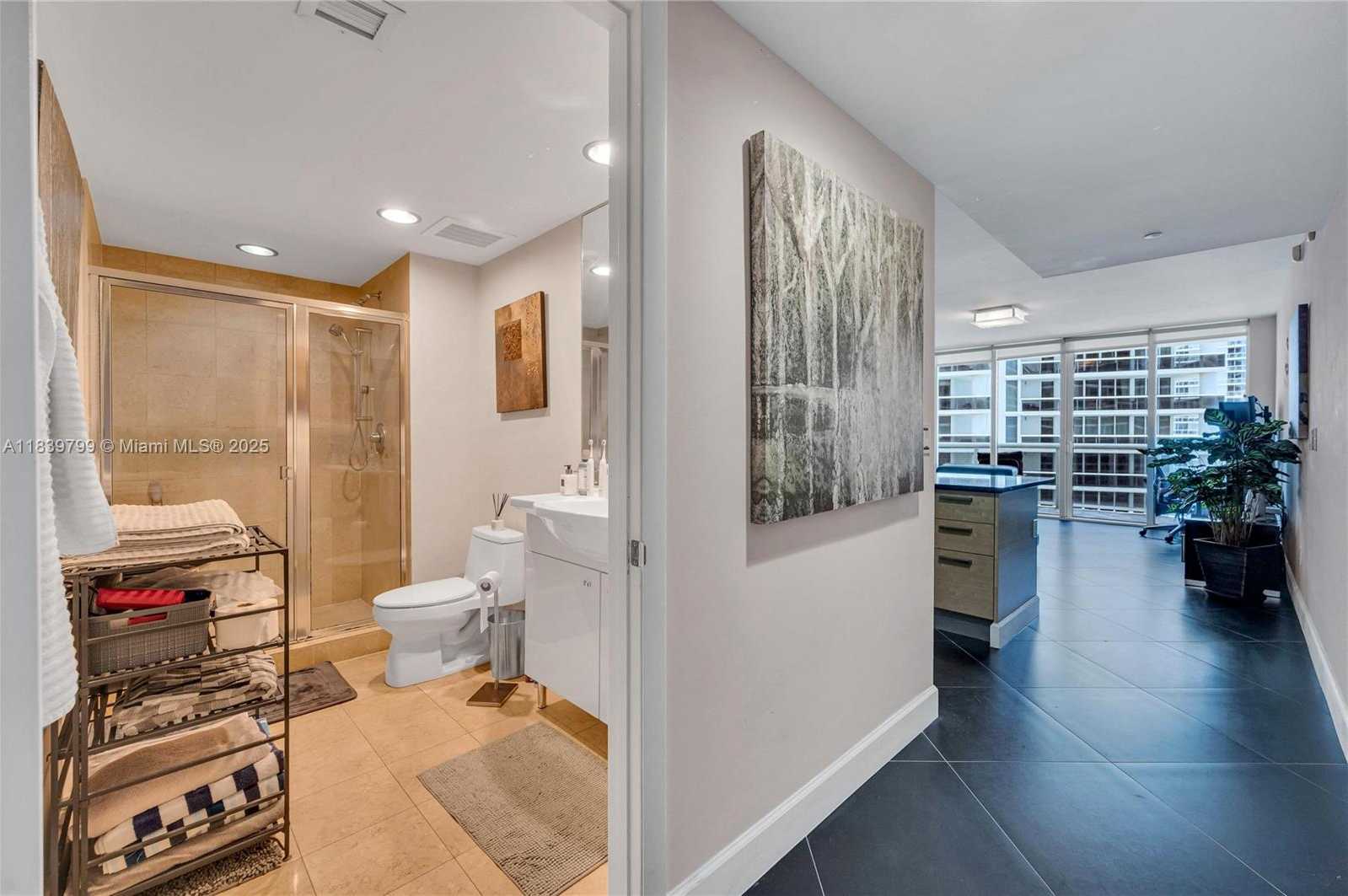 Small Image of 1830 SOUTH OCEAN DR #3709, Hallandale Beach Number 14